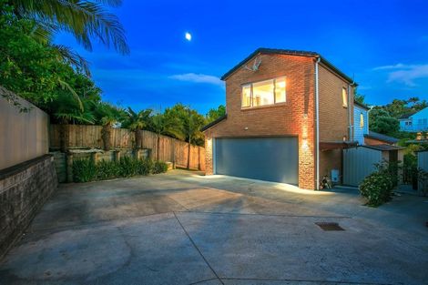 Photo of property in 52a Matipo Road, Mairangi Bay, Auckland, 0630