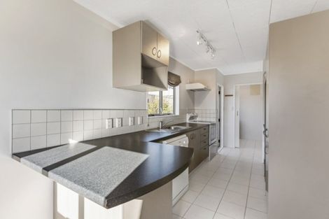 Photo of property in 2/8 Helena Street, Massey, Auckland, 0614