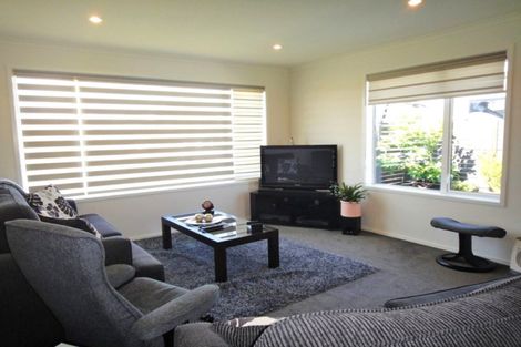 Photo of property in 6 Ara Kahika Lane, One Tree Point, 0118