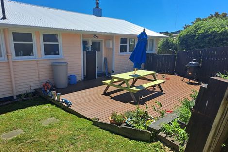 Photo of property in 96 Dimock Street, Titahi Bay, Porirua, 5022