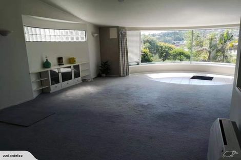 Photo of property in 18 Browns Bay Road, Rothesay Bay, Auckland, 0630