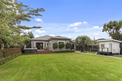 Photo of property in 170 Knowles Street, St Albans, Christchurch, 8052