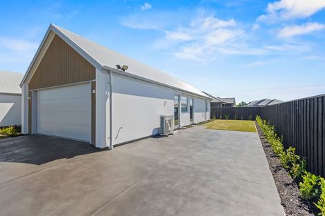 Photo of property in 52 Greig Crescent, Amberley, 7481