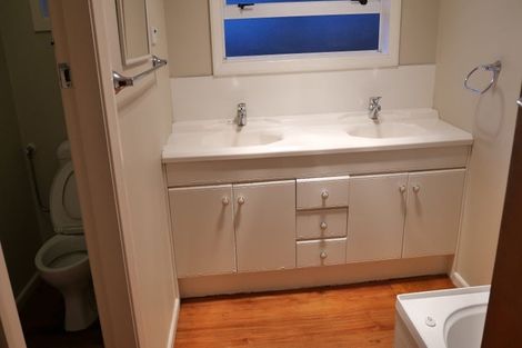 Photo of property in 60 Roydvale Avenue, Burnside, Christchurch, 8053