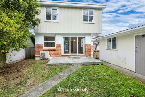 Photo of property in 42 Gibbons Street, Upper Hutt Central, Upper Hutt, 5018