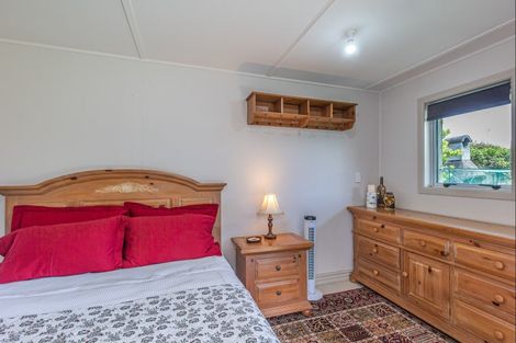 Photo of property in 15 Okarito Avenue, Levin, 5510