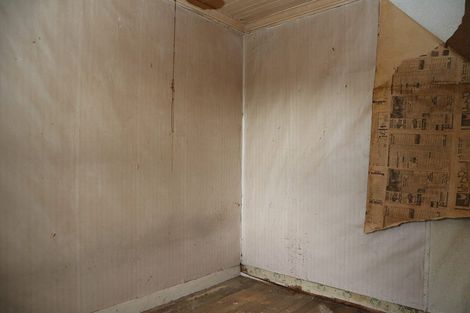 Photo of property in 5 Clark Street, Owaka, 9535