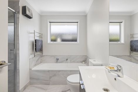 Photo of property in 26 Rotomanu Place, Pyes Pa, Tauranga, 3112