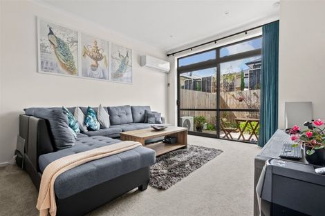 Photo of property in 11 Fermi Lane, Papakura, 2110