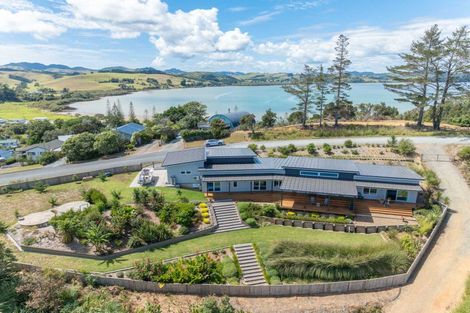 Photo of property in 60 Peninsula Parade, Hihi, Mangonui, 0494