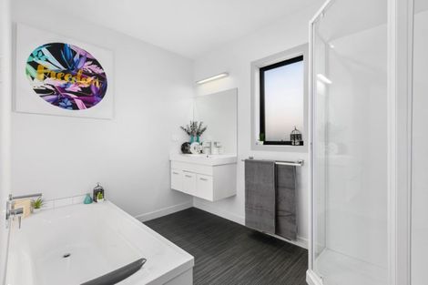 Photo of property in 131 Kennedy Road, Pyes Pa, Tauranga, 3112