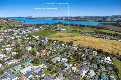 Photo of property in 30 Foster Crescent, Snells Beach, 0920
