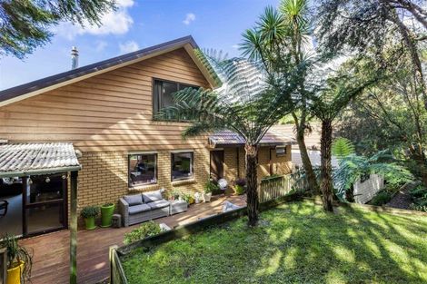 Photo of property in 21 Cochrane Avenue, Arkles Bay, Whangaparaoa, 0932