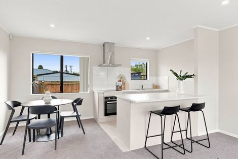 Photo of property in 2/41 President Avenue, Papakura, 2110