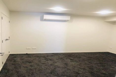 Photo of property in 14 Ingham Court, Fairview Heights, Auckland, 0632