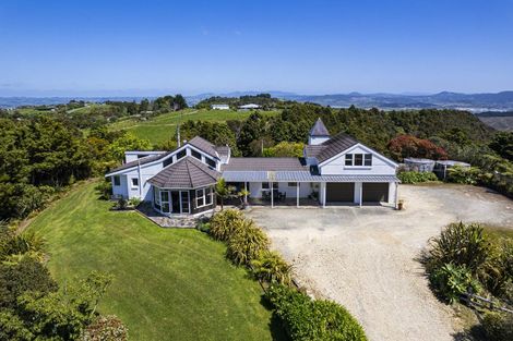 Photo of property in 96 Franklin Road, Parua Bay, 0192