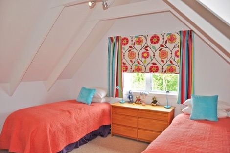 Photo of property in 22 Muncaster Road, Snells Beach, 0920