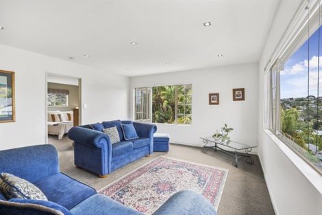 Photo of property in 68 Saddleback Rise, Murrays Bay, Auckland, 0630