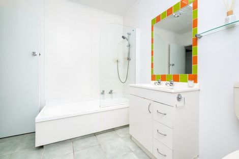 Photo of property in 2/40 The Esplanade, Westshore, Napier, 4110