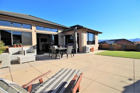 Photo of property in 16 Walnut Grove, Alexandra, 9320