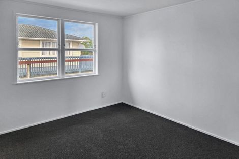 Photo of property in 127 Chichester Drive, Rosehill, Papakura, 2113