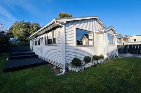 Photo of property in 33 Domett Street, Westport, 7825