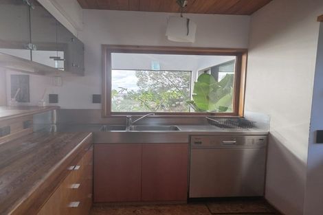 Photo of property in 102 Beachville Road, Redcliffs, Christchurch, 8081