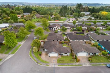 Photo of property in 5 Montrose Place, Pyes Pa, Tauranga, 3112