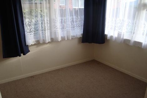 Photo of property in 27 Pinehurst Crescent, Russley, Christchurch, 8042