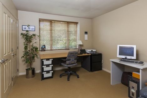 Photo of property in 3 Mallard Place, Unsworth Heights, Auckland, 0632