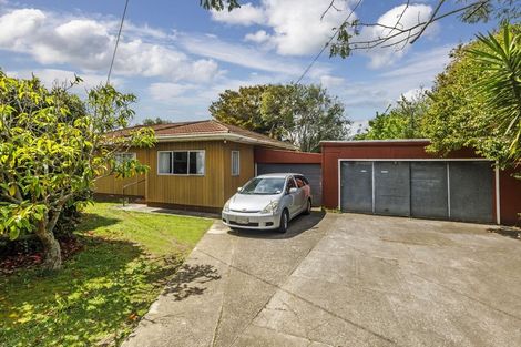 Photo of property in 34 West Coast Road, Glen Eden, Auckland, 0602