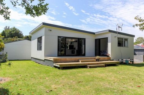 Photo of property in 33 Leslie Street, Waitara, 4320