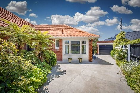 Photo of property in 2/188 Clyde Road, Burnside, Christchurch, 8053