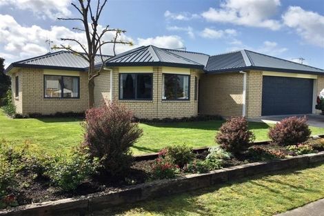 Photo of property in 10 Mckenzie Place, Rototuna North, Hamilton, 3210