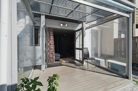 Photo of property in 38f Arawa Street, New Lynn, Auckland, 0600