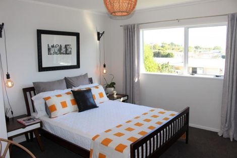 Photo of property in 108 Tamatea Road, Taupo, 3330