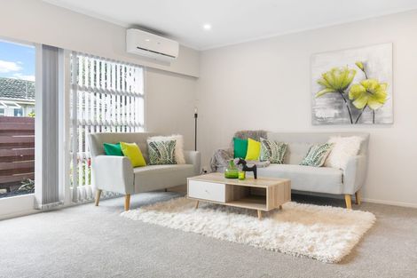 Photo of property in 4/24 Central Avenue, Papatoetoe, Auckland, 2025