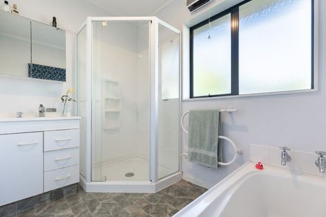 Photo of property in 21 Arbor-lea Avenue, Richmond, 7020