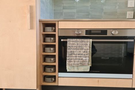 Photo of property in 2/5 Camden Road, Sandringham, Auckland, 1025