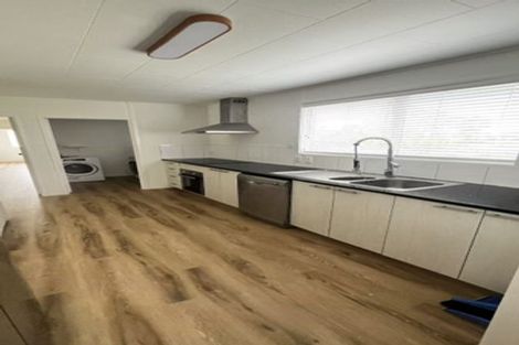 Photo of property in 39 Awaruku Road, Torbay, Auckland, 0630