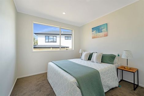 Photo of property in 6 Virgo Place, Glen Eden, Auckland, 0602