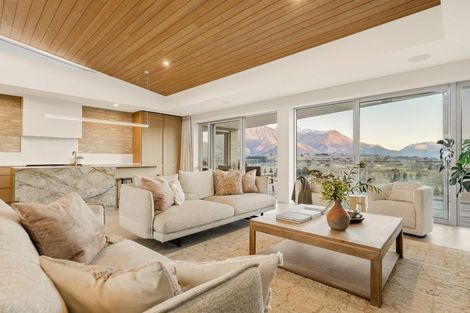 Photo of property in 16 Advance Terrace, Arrowtown, 9302