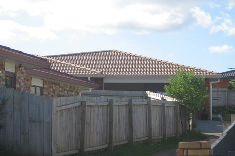 Photo of property in 35 Gendo Avenue, Henderson, Auckland, 0612