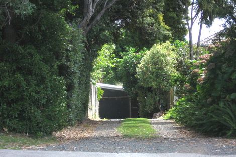 Photo of property in 1/52 Aberdeen Road, Campbells Bay, Auckland, 0620