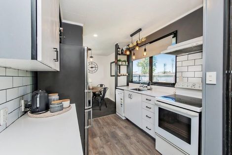 Photo of property in 22 Pound Road, Leeston, 7632