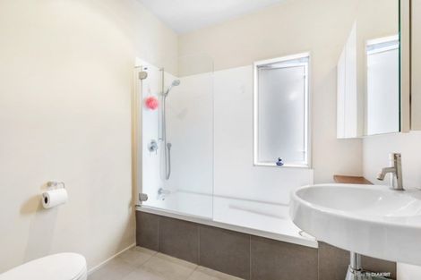 Photo of property in 6/2 Onslow Road, Khandallah, Wellington, 6035