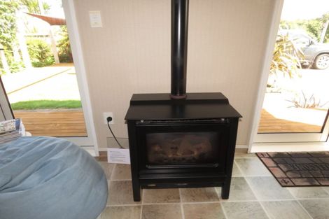 Photo of property in 24 Main Rd Ngakawau, Ngakawau, 7824