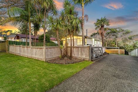 Photo of property in 13 Cunliffe Place, Glenfield, Auckland, 0629