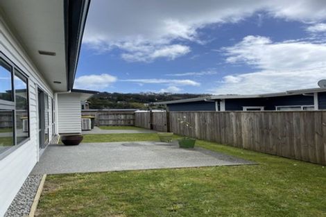 Photo of property in 214a Navigation Drive, Whitby, Porirua, 5024