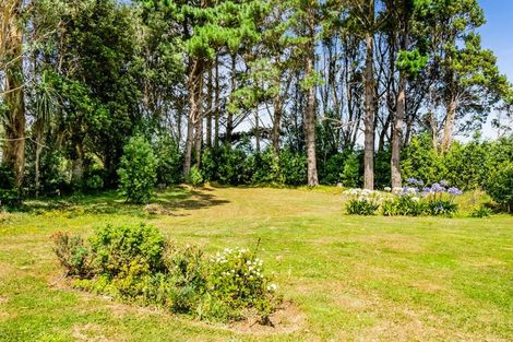 Photo of property in 2952 Eltham Road, Opunake, 4682